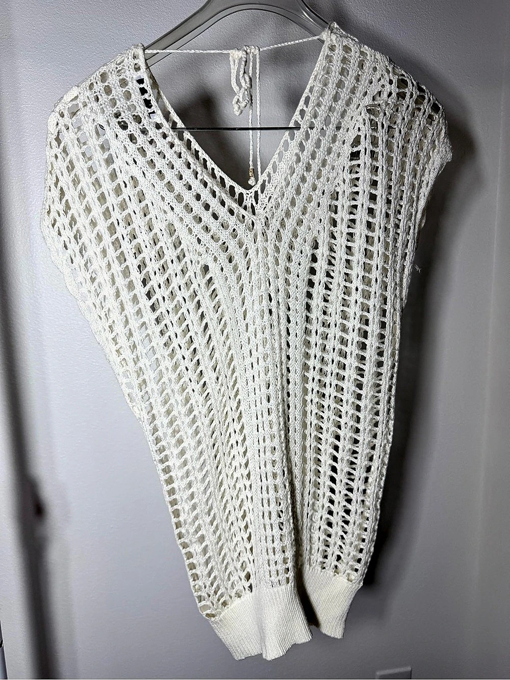 Dex White Crochet Knit Sweater – Women’s.
